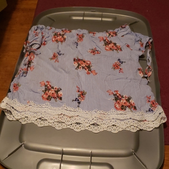 No Boundaries Tops - No boundaries dress shirt like very beautiful